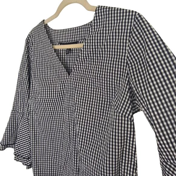 White House Black Market Blouse Gingham Blouse Bell Sleeve Blouse 6 Black White - Picture 5 of 8